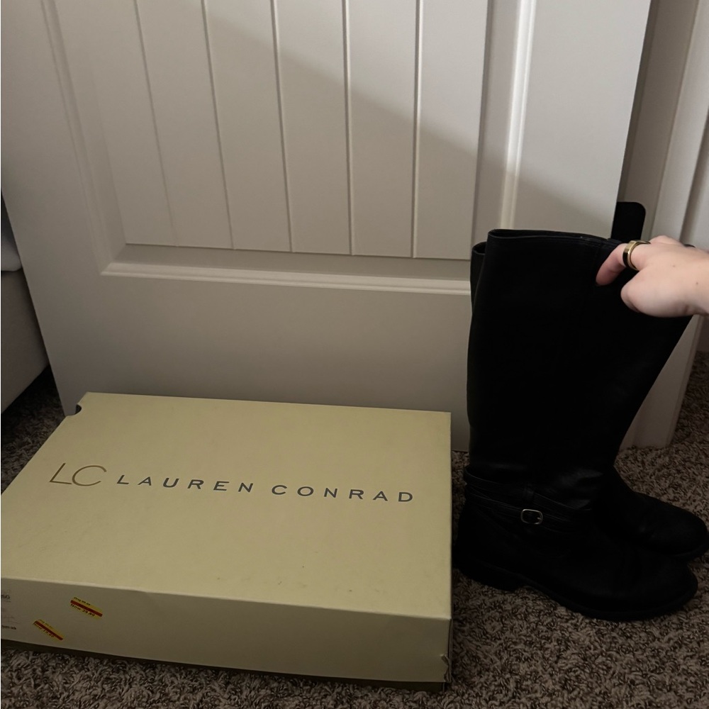 LC Lauren Conrad Hunterblack Boot